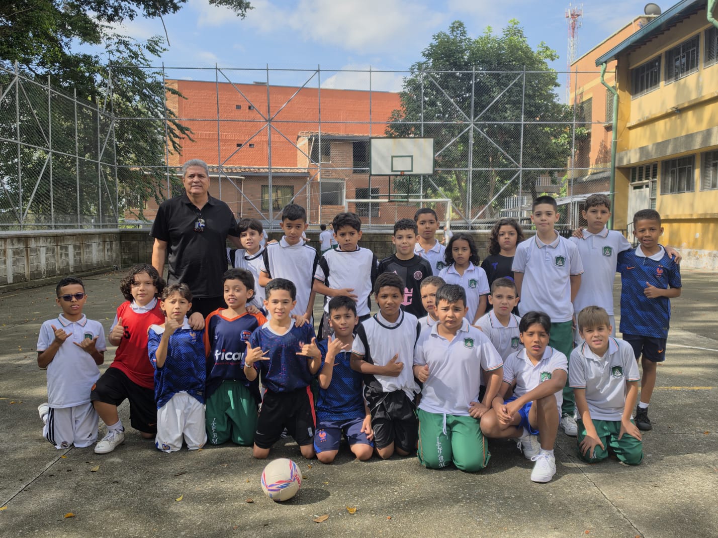 CLAUSURA DE TORNEOS MICRO PRIMARIA  (1).